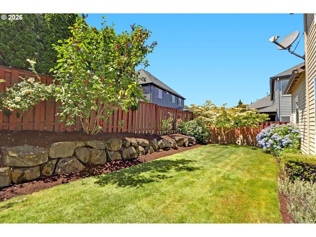13556 Nw PAYNE Dr, Portland, OR 97229