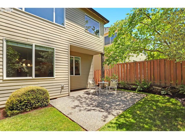13556 Nw PAYNE Dr, Portland, OR 97229