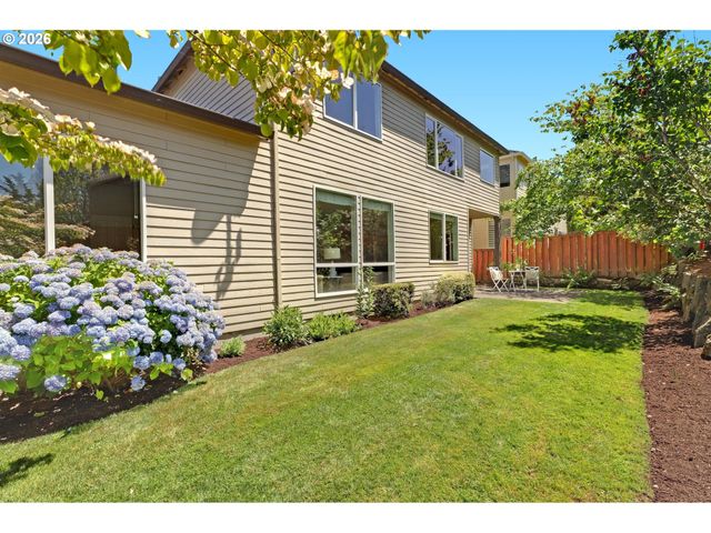 13556 Nw PAYNE Dr, Portland, OR 97229