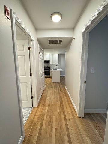 393 W Broadway 7, Boston, MA 02127