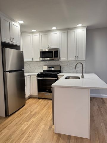 393 W Broadway 7, Boston, MA 02127