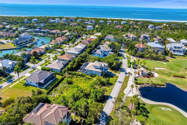 335 Hideaway CIR S, Marco Island, FL 34145