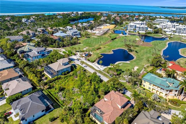 335 Hideaway CIR S, Marco Island, FL 34145