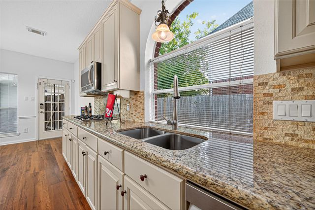 13011 Mossy Ridge Cove, Houston, TX 77041