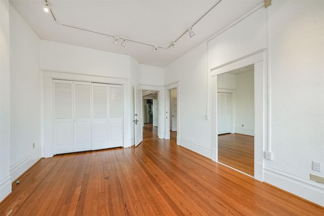 239 Westheimer Road, Houston, TX 77006