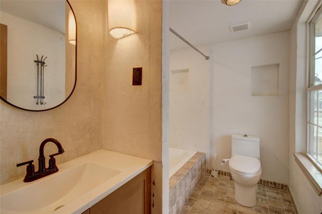 239 Westheimer Road, Houston, TX 77006
