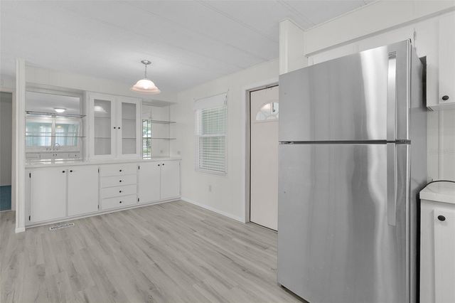 30 RIVERVIEW DRIVE, Fruitland Park, FL 34731