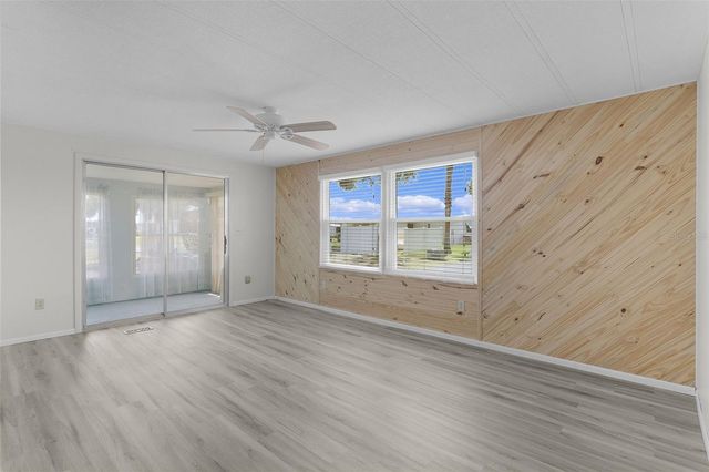 30 RIVERVIEW DRIVE, Fruitland Park, FL 34731