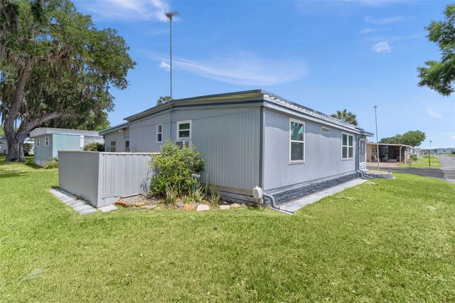 30 RIVERVIEW DRIVE, Fruitland Park, FL 34731
