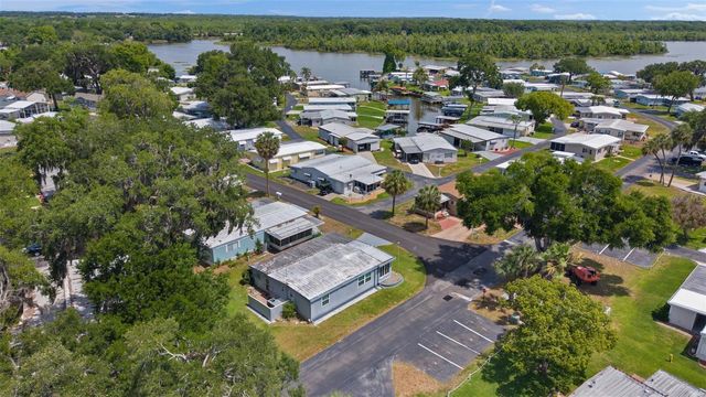 30 RIVERVIEW DRIVE, Fruitland Park, FL 34731