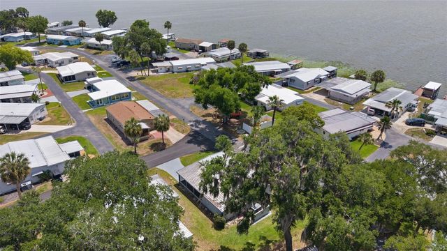 30 RIVERVIEW DRIVE, Fruitland Park, FL 34731