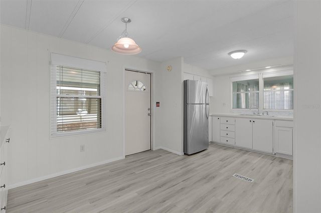 30 RIVERVIEW DRIVE, Fruitland Park, FL 34731