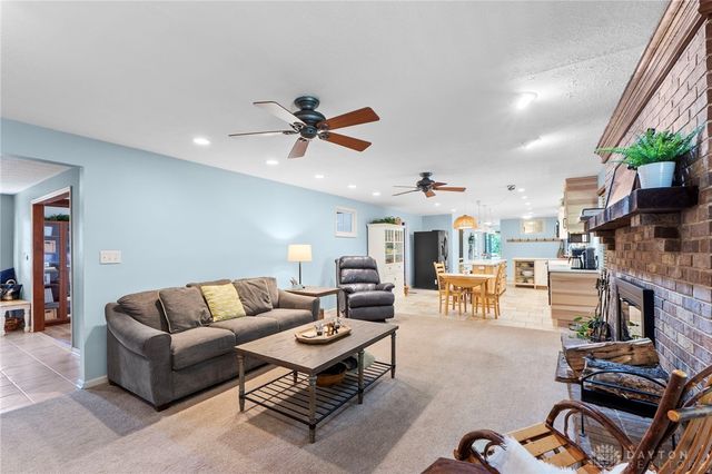 10115 Mallet Drive, Dayton, OH 45458