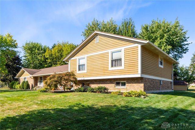 10115 Mallet Drive, Dayton, OH 45458