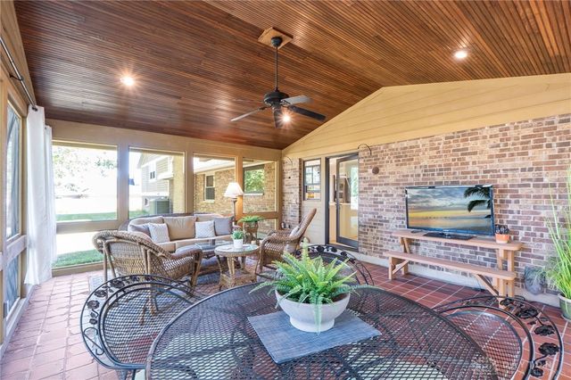 10115 Mallet Drive, Dayton, OH 45458