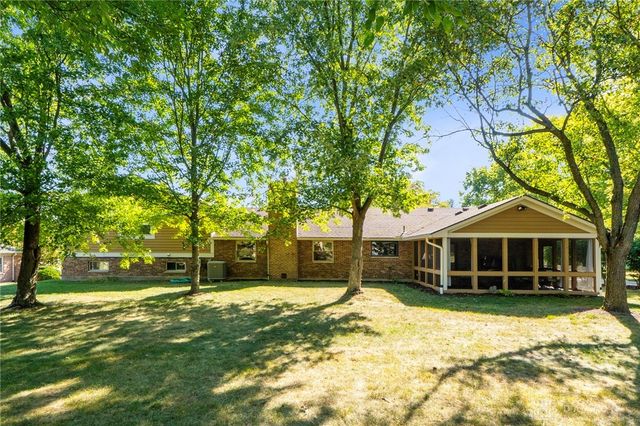 10115 Mallet Drive, Dayton, OH 45458