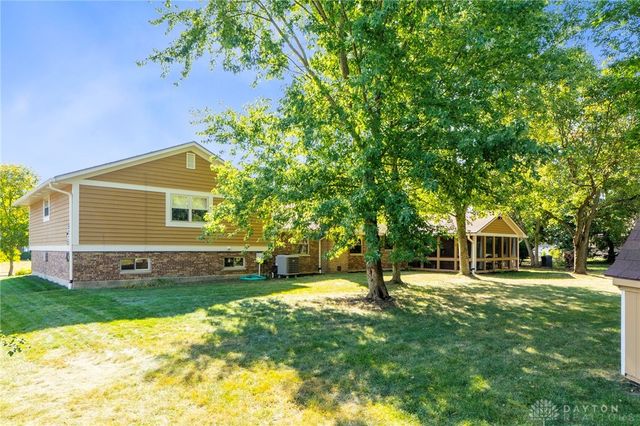 10115 Mallet Drive, Dayton, OH 45458