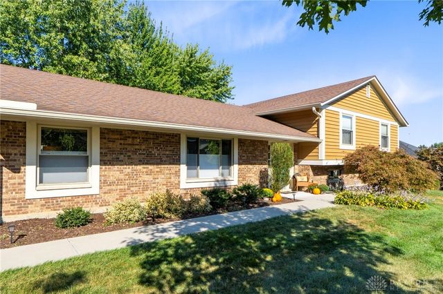 10115 Mallet Drive, Dayton, OH 45458