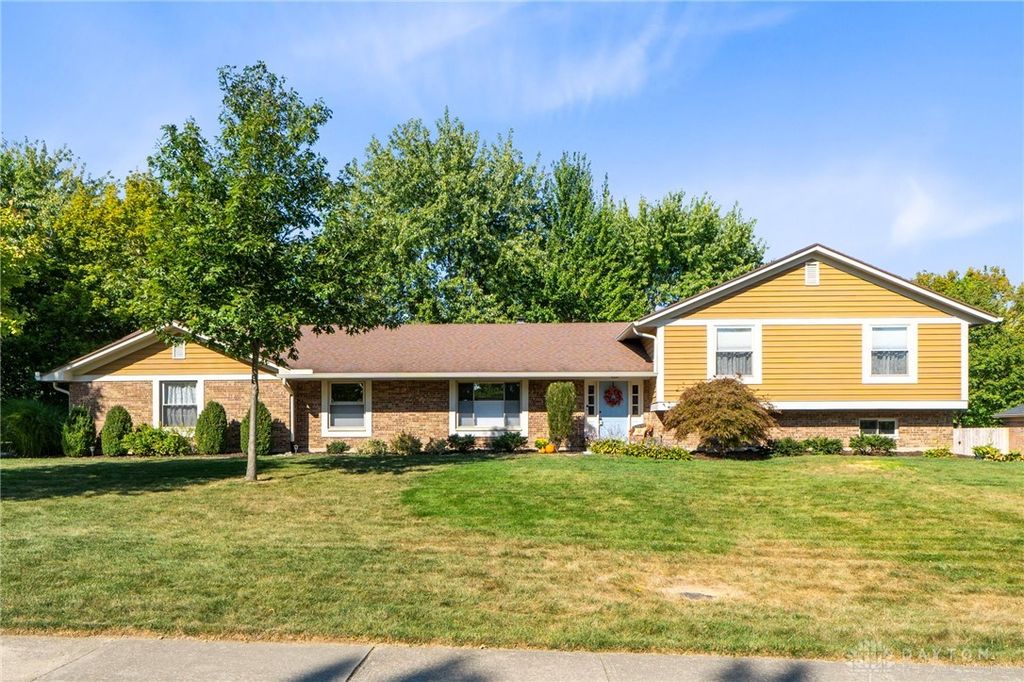 10115 Mallet Drive, Dayton, OH 45458