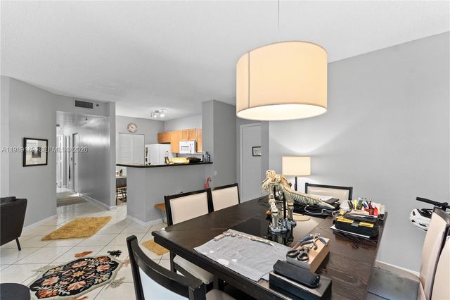 19655 E Country Club Drive 6108, Aventura, FL 33180