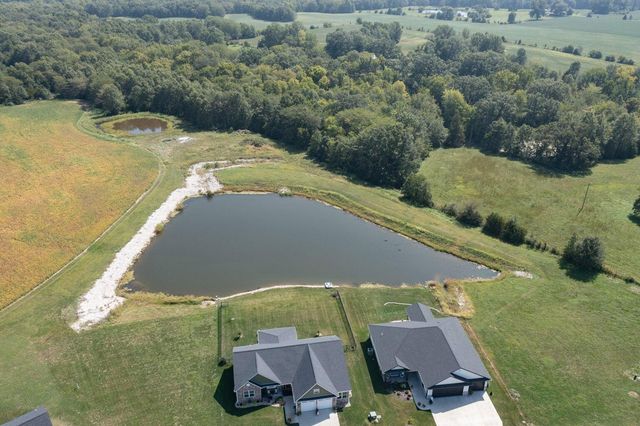 2122 VINNY AVE, Moberly, MO 65270