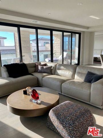 17328 Tramonto Drive 206, Pacific Palisades (los Angeles), CA 90272