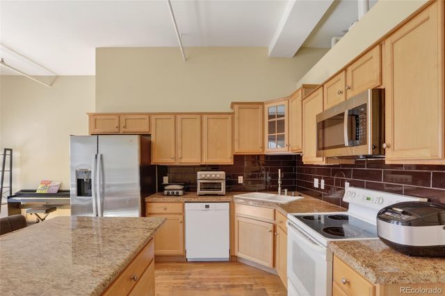 1555 California Street 602, Denver, CO 80202
