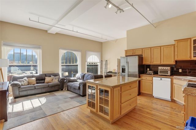 1555 California Street 602, Denver, CO 80202