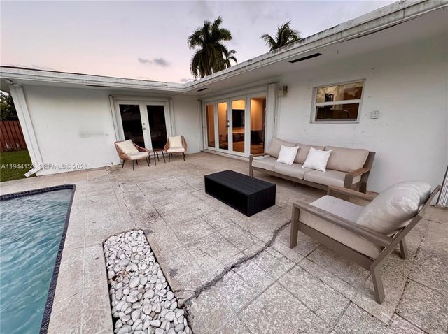 1881 NE 210th St 0, Miami, FL 33179