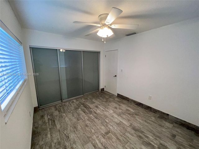 1881 NE 210th St 0, Miami, FL 33179