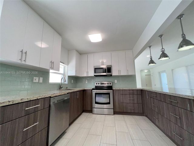 1881 NE 210th St 0, Miami, FL 33179