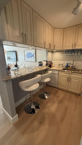 540 SE 2ND Avenue J7, Deerfield Beach, FL 33441