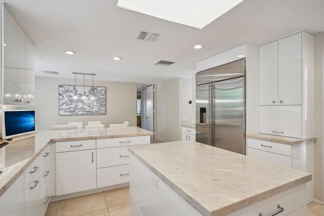 23 Park Lane, Rancho Mirage, CA 92270