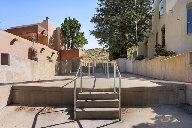 13928 VILLA SANDIA Place NE, Albuquerque, NM 87112