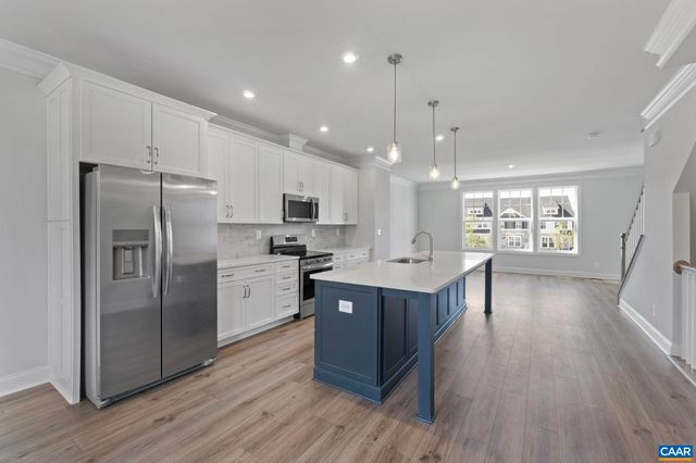 108 PARK RIDGE DR, Crozet, VA 22932