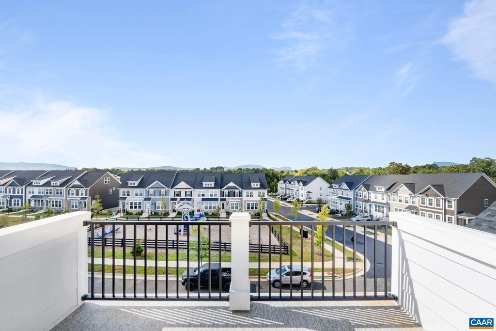 108 PARK RIDGE DR, Crozet, VA 22932