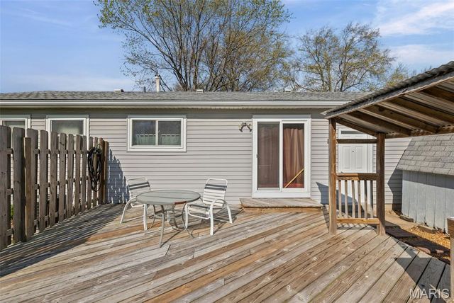 14 Dee Street, Moro, IL 62067