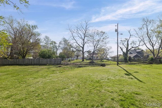 14 Dee Street, Moro, IL 62067