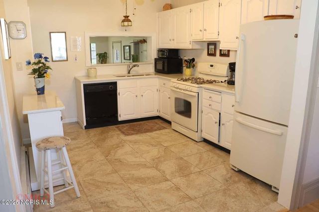 4557 Sadalia Road, Toledo, OH 43623