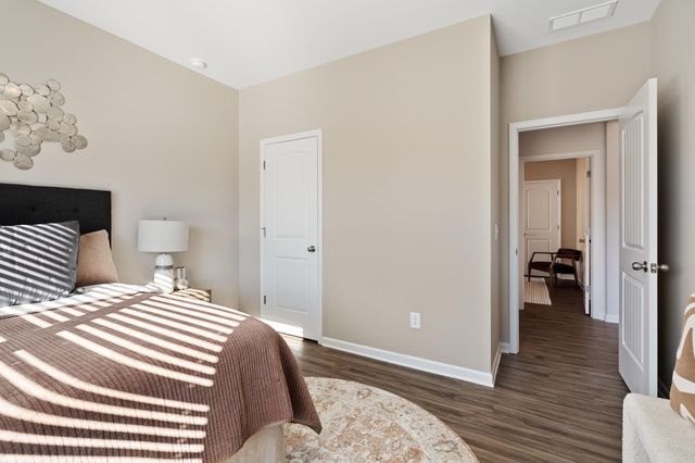 8825 Meadowvale Court, Ooltewah, TN 37363