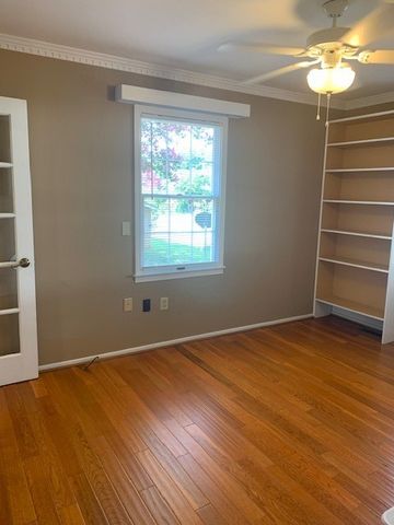 110 N Broad Street, Pendleton, SC 29670