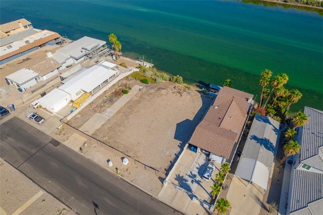 711 Riverfront Drive, Bullhead City, AZ 86442