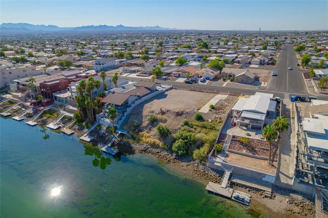 711 Riverfront Drive, Bullhead City, AZ 86442
