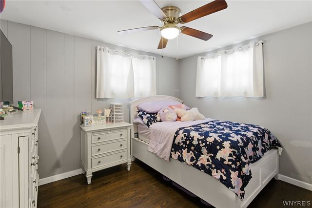 33 John Brian Lane, Cheektowaga, NY 14227