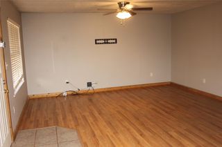 1504 Lakeview DR, Lockhart, TX 78644