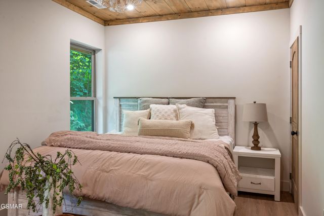 3047 Redtail Road, Sevierville, TN 37862
