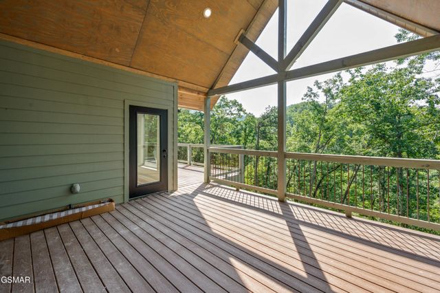 3047 Redtail Road, Sevierville, TN 37862