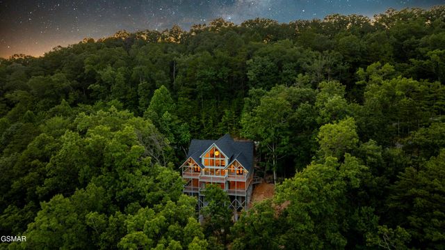 3047 Redtail Road, Sevierville, TN 37862