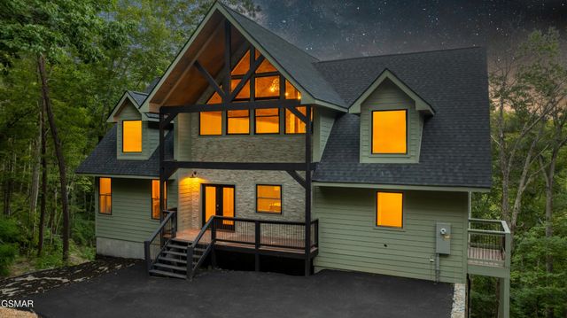 3047 Redtail Road, Sevierville, TN 37862