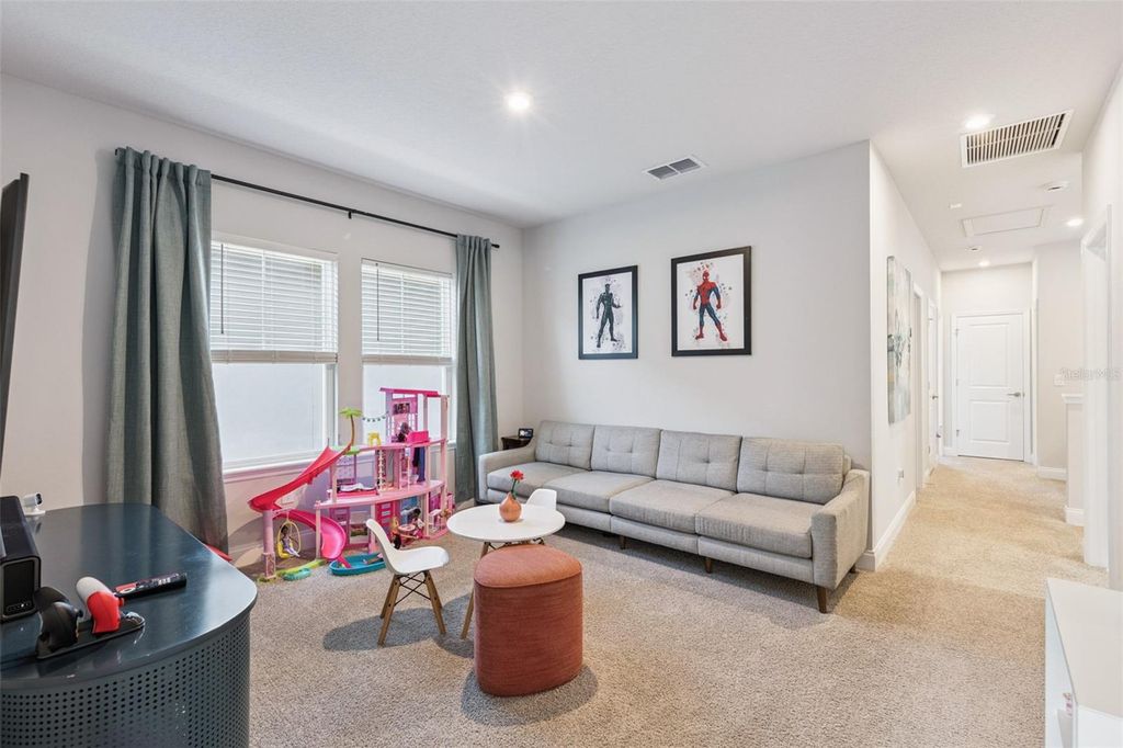 Image 16 of property listing at 9916 RODBELL STREET, Orlando, FL 32827